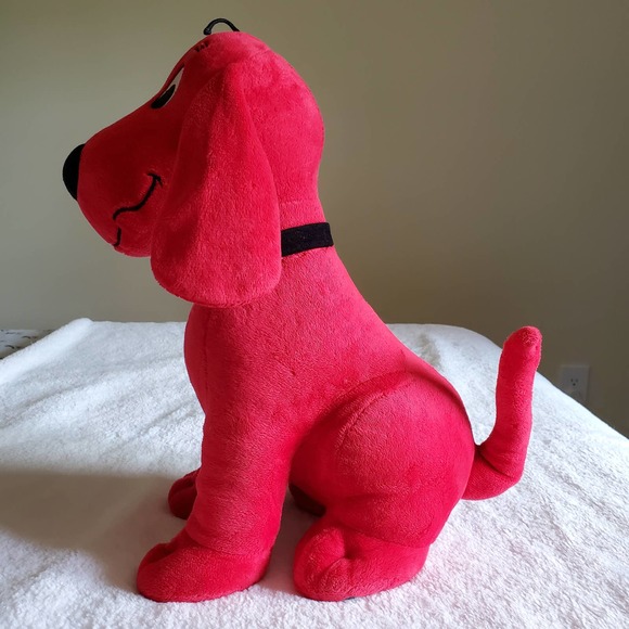 Clifford The Big Red Dog Plush Toy - Picture 2 of 5